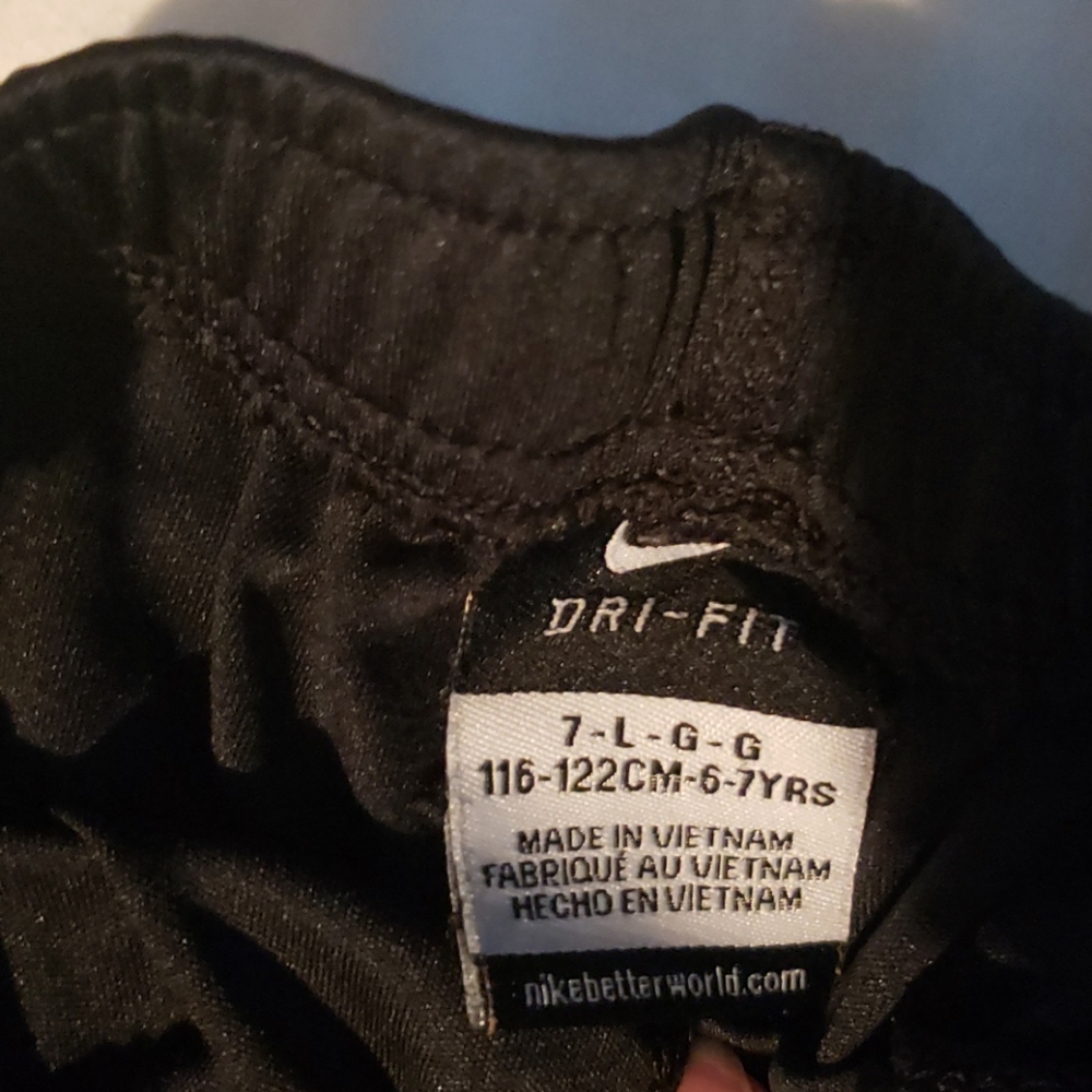 Shorts - Picture 2 of 2